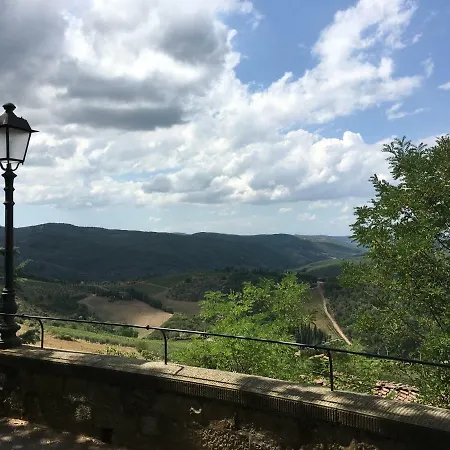 דירה Art Rebus Tower In Tuscany *