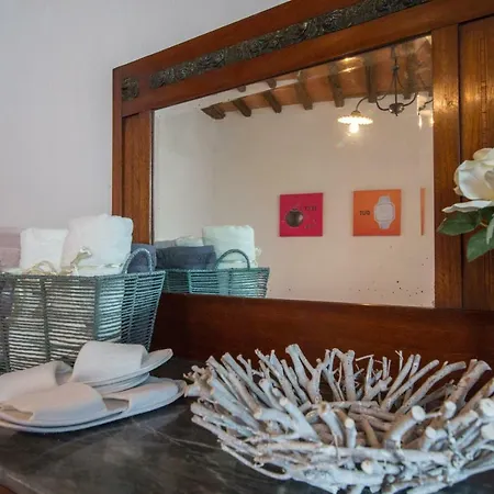 דירה Art Rebus Tower In Tuscany ראדה אין קיאנטי