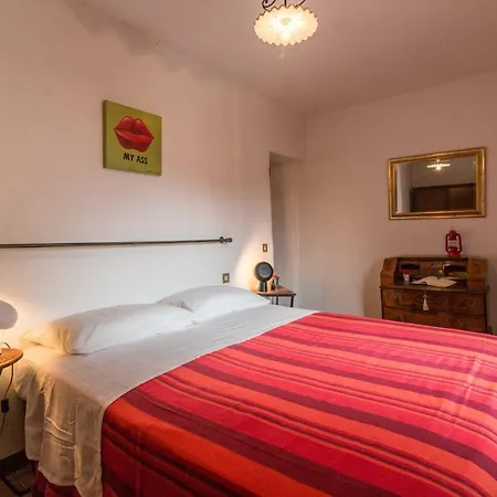 Art Rebus Tower In Tuscany דירה ראדה אין קיאנטי