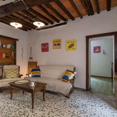 דירה Art Rebus Tower In Tuscany