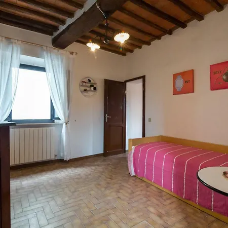 דירה Art Rebus Tower In Tuscany *